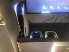 Ps5 mit cd Laufwerk Und 2 Controller