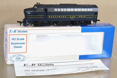 E-R Modelle Roco Baltimore & Ohio Baldwin Sharknose RF-16 Diesellok ab 4213