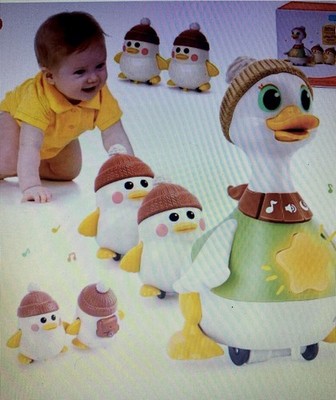HOLA Baby Toys 6-12 Months Musical Dancing Duck Toy Set with Mama and Babys T