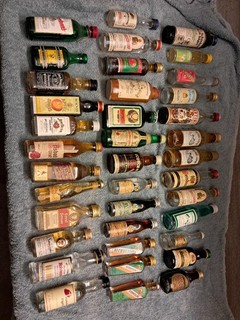 38 Miniaturschnäpse Alt Selten Rarität Jägermeister Kümmerling Jack Daniels