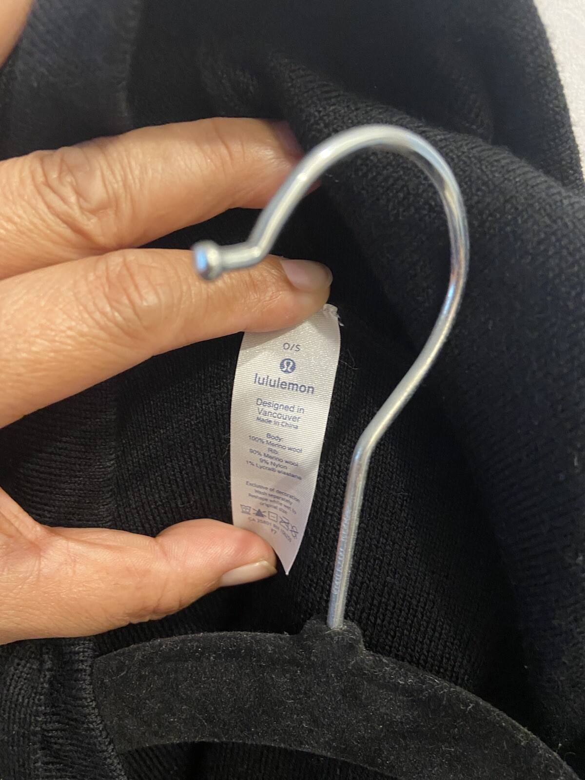 New No Tags, lululemon knit Hooded poncho In black image 4