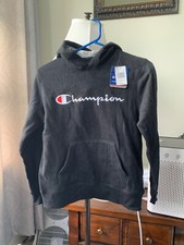 NWT BOYS CHAMPION SWEATSHIRT SIZE M
