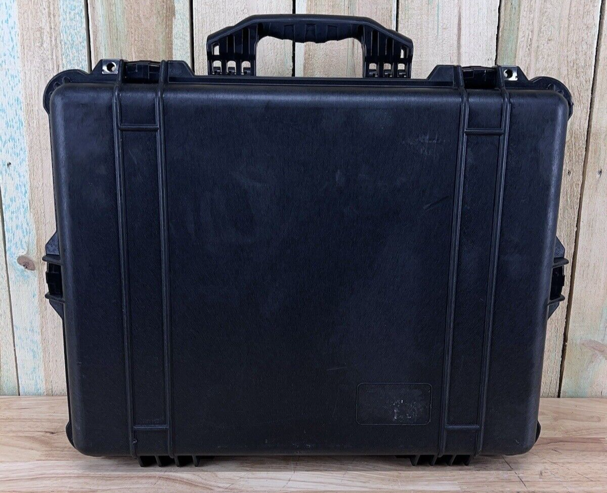 Pelican 1600 Protector Storage Case Waterproof Black Good