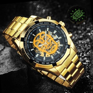 winner skull watch