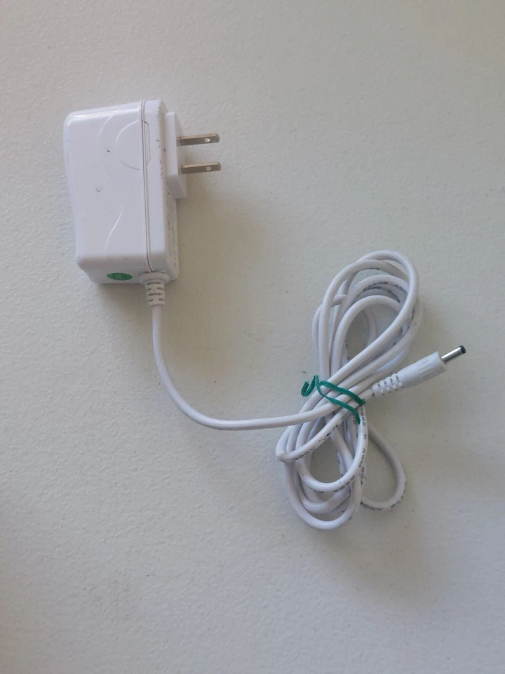 Cámara de seguridad Insteon 75790WHR - blanca - probada solo para encendido. *Usado Foto 4 de 4