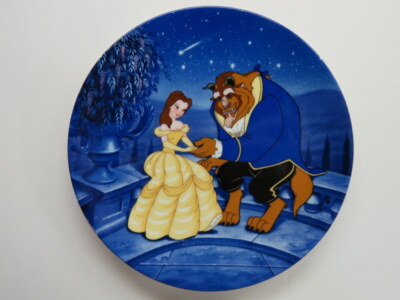 Decorative Plate ~ Walt Disney Treasured Moments BEAUTY and the
