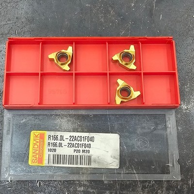 Qty 3 Sandvik R166 R166.0L-22AC01F040 1020 Grade Carbide Threading Inserts
