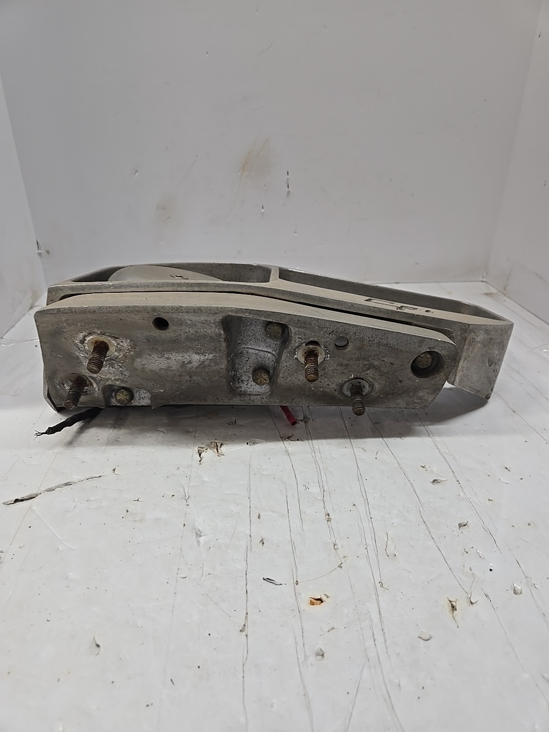 CPI speaker siren Ford Ambulance econoline 250 e350 e450 Bumper mount
