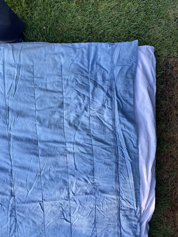 ¿Tommy Hilfiger vintage? Manta edredón doble vaquero azul claro 68x84" Foto 3 de 4