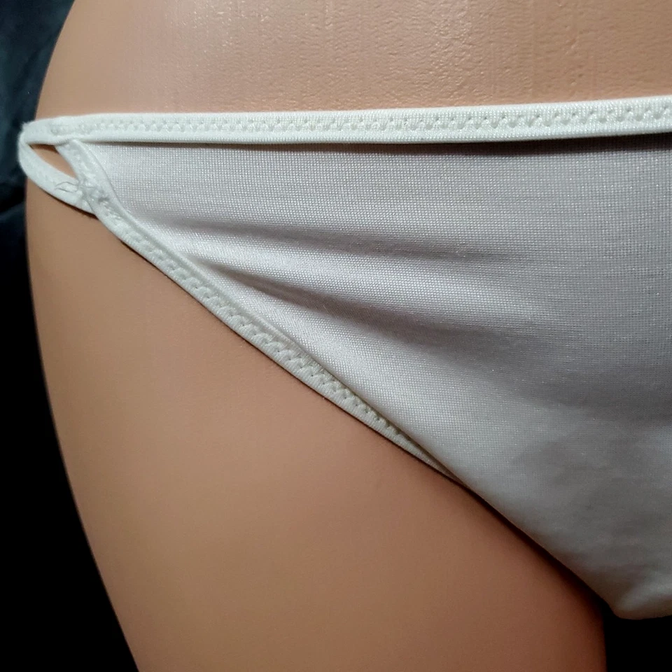 80s VTG VANITY FAIR String Bikini Panty  SOFT SMOOTH WHI TE Glam Diva LARGE - Image 4 of 4