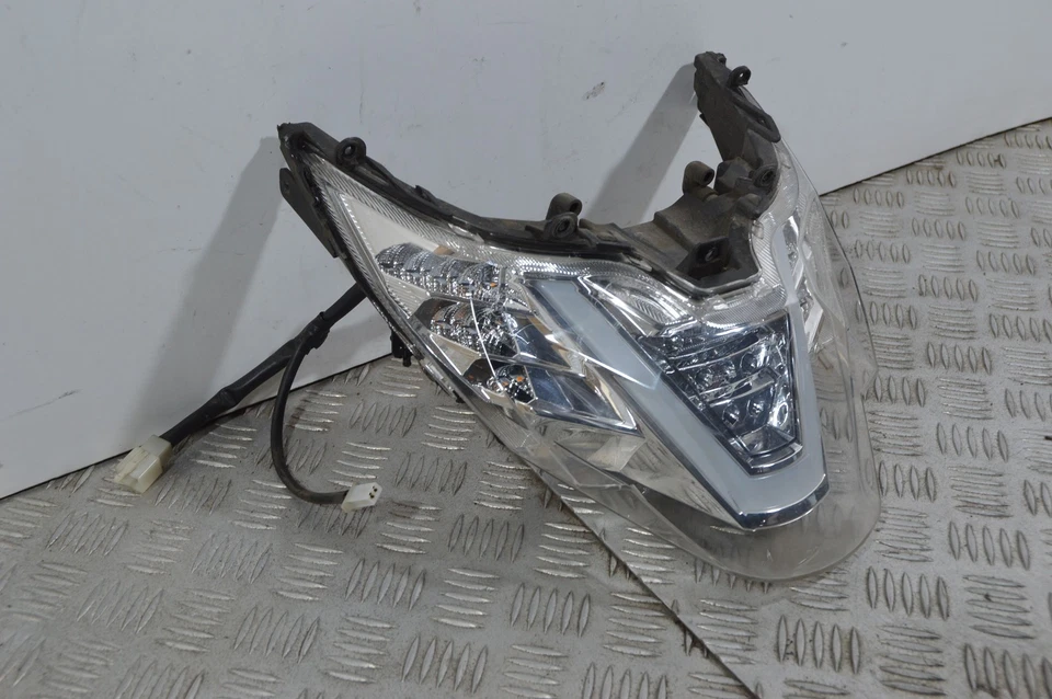 97575 Fanale Stop Posteriore Kymco People S 125 Dal 2017 Al 2020 - Immagine 2 di 4