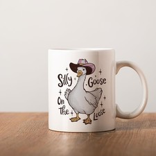 Funny Silly Goose on the Loose Gifts for Women, Cute Silly Goose Coffee Mug Gift