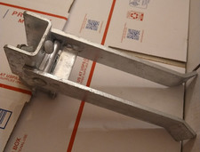 Chain Link Fence Strong Arm Single Gate Latch: Commercial Grade Galvanized Latch