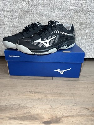 Mizuno Lightning Star Z4 Jr. Size 5 Black/Silver
