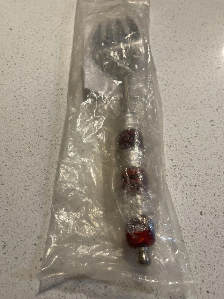 The Pampered Chef Stainless Beaded Serving Fork Four-Tined - BRAND NEW SEALED ✅ - Image 4 of 4