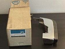 Gm Nos 1974 1975 Chevy Impala Front Lh Left Bumper Guard 339227 W Rubber Gm Nos 1974 1975 Chevy Impala Front Lh Left Bumper Guard 339227 W Rubber