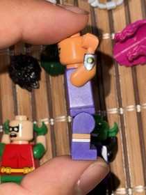 LEGO DC Jokerland Minifigure Lot 76035 Teen Titans Starfire Beast Boy Robin