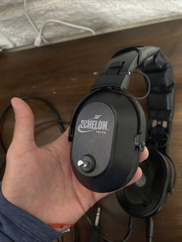 Telex Echelon 20 Aviation Headset -- Untested - Dual Plug -- With Bag. Read - Picture 2 of 3
