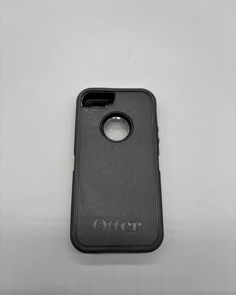 Original Otterbox Defender Case Without Holster for Apple iPhone 5/5s/SE - Black - Image 3 of 4