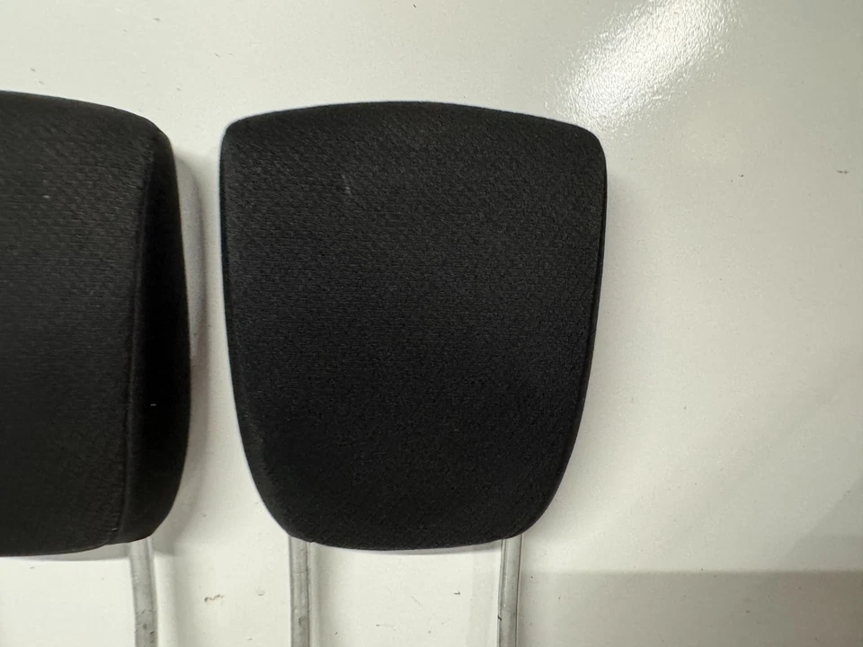 TOYOTA SCION IQ 2012-2015 REPOSACABEZAS TRASERO JUEGO REPOSACABEZAS PAR TELA NEGRA OEM Foto 3 de 4