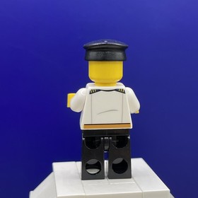 LEGO&reg; Minifig air049 - Airport - Pilot