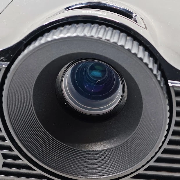 Optoma DAEXNZGU DLP Projector - Untested, Used, No Cables - Image 3 of 4