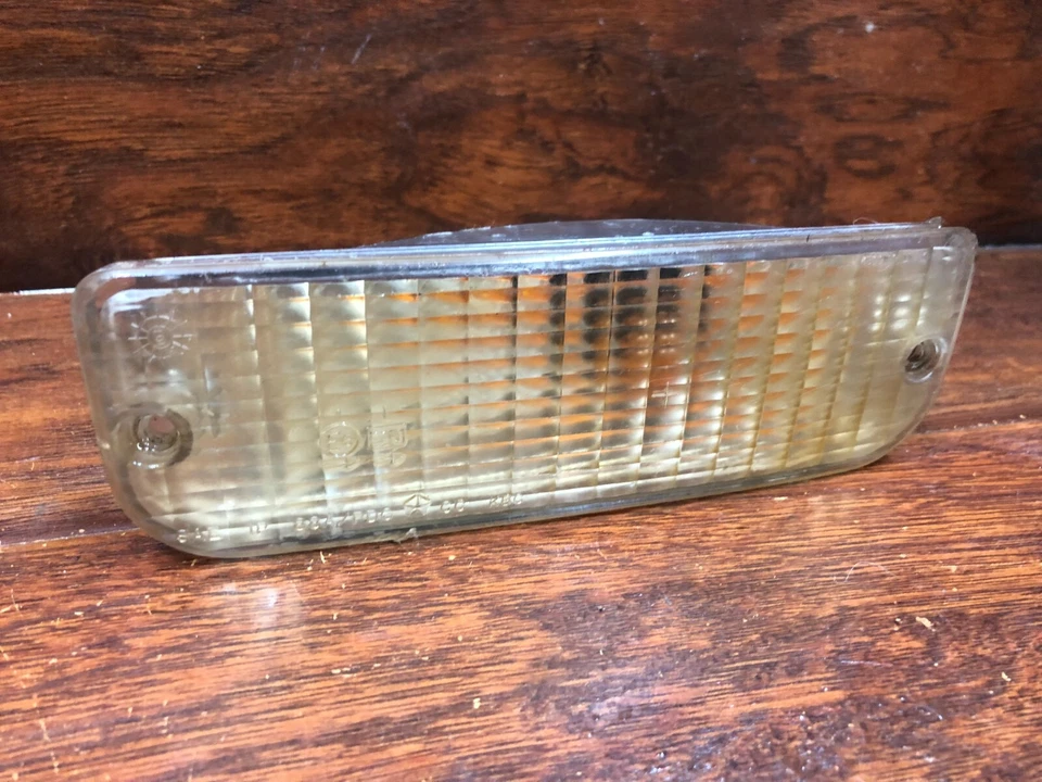 Acclaim, LeBaron, Spirit, 1989, 1990 - 1993, левый прозрачный указатель поворота - Изображение 2 из 4