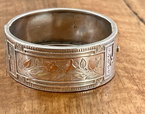ANTIQUE VICTORIAN WIDE STERLING SILVER CUFF BANGLE BRACELET GOLD INLAY 1884 - Picture 10 of 12