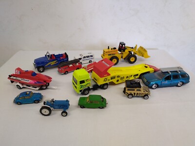Majorette 212053166 Lot de 6 Véhicules Miniatures Versions différentes