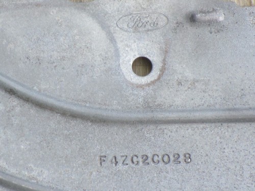 94-95 Mustang GT 8.8 PROTECTORES ANTIPOLVO FRENO TRASERO OEM GT GTS BASE 5.0 95GT - Imagen 9 de 17
