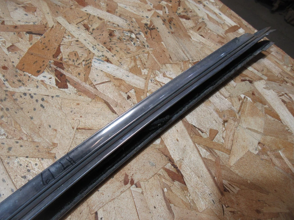 Chevrolet Impala 1960 techo de burbuja cuarto ventana techo sello de clima moldura D Foto 3 de 4