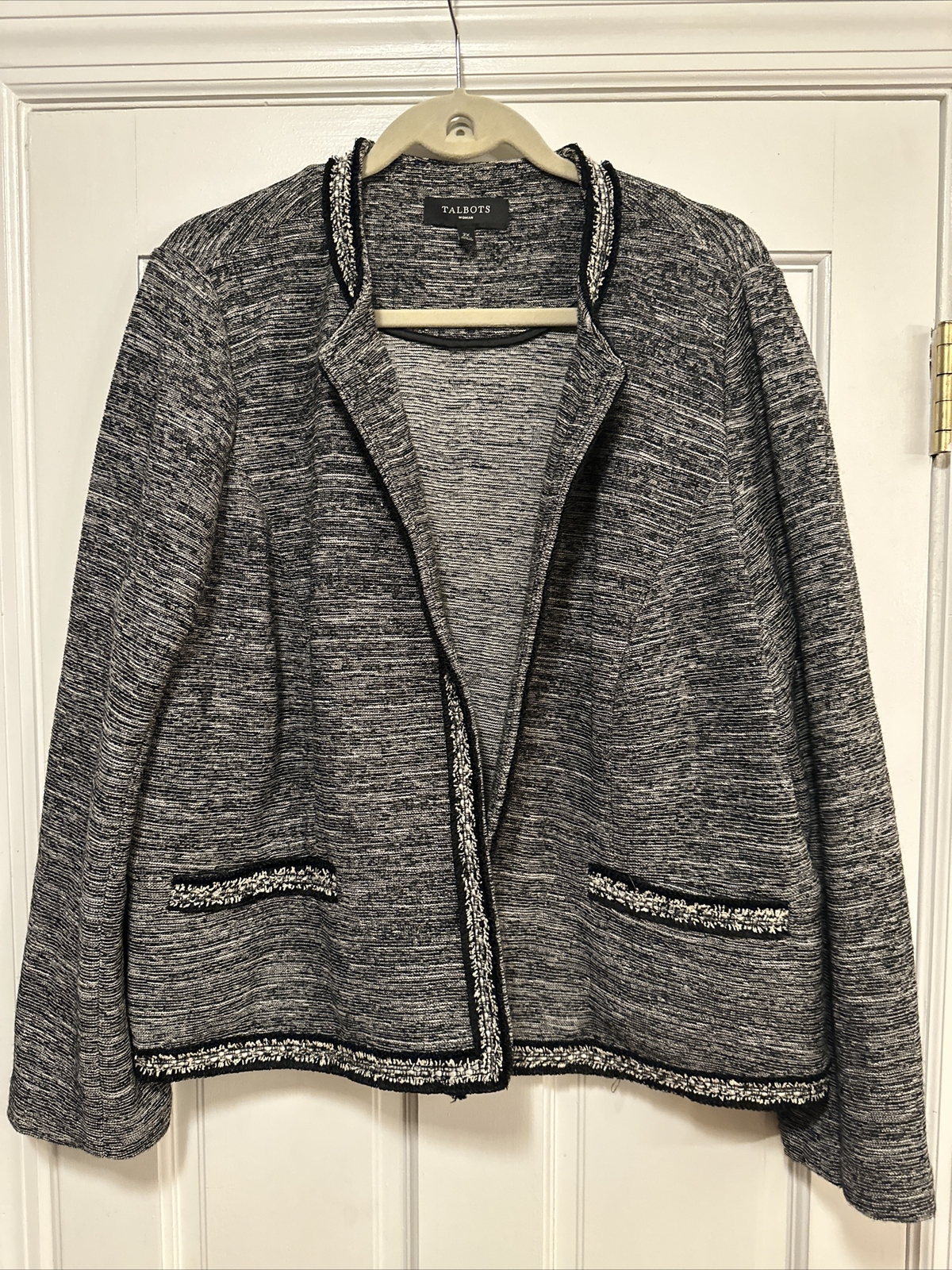 Talbots 2x Black/White Boucle Jacket Gem