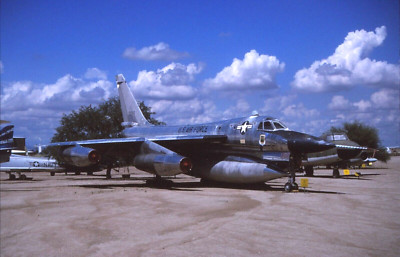 Original Farbrutsche B-58 Hustler 12080 der ehemaligen USAF im Pima Air Museum