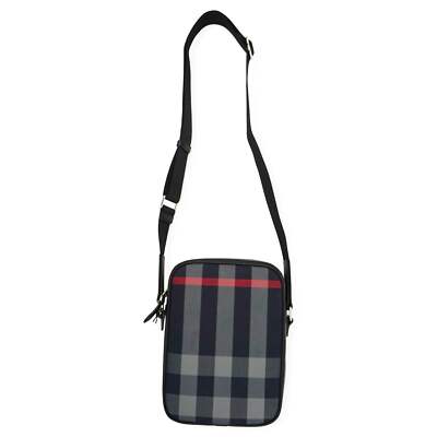 関税込【BURBERRY】Paddy チェック メッセンジャーバッグ Navy Burberry Burberry 'Paddy' Check Messenger / Side Bag Navy