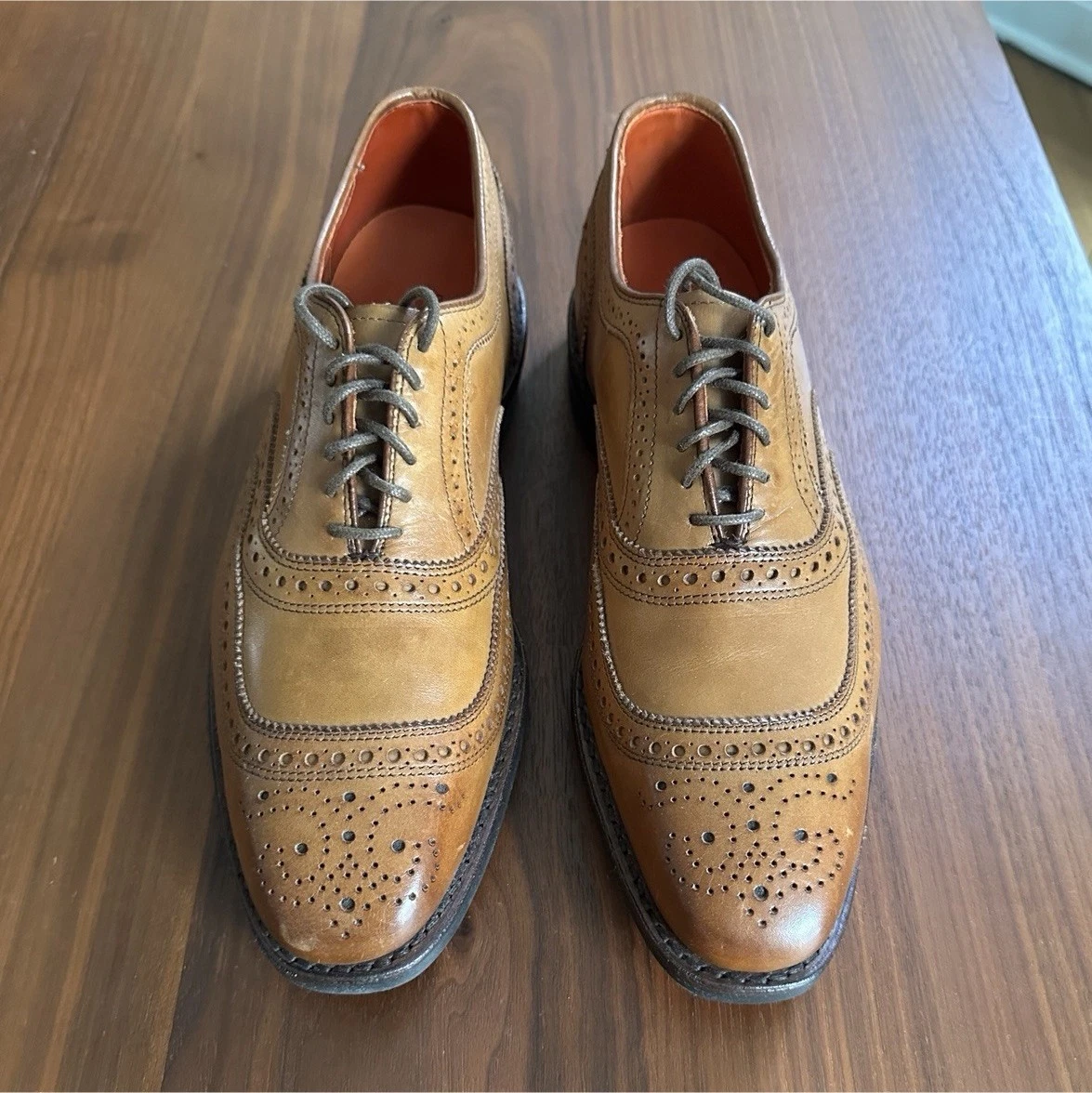 Allen Edmonds Brown Leather Upper Dress Shoes for Men for  display picture 3