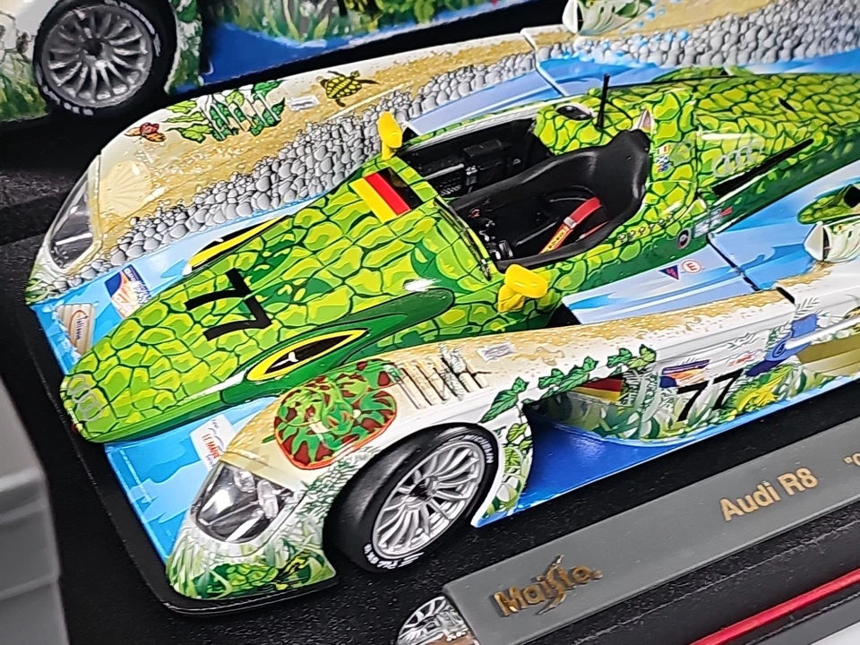 Modelo fundido a presión Maisto escala 1/18 Audi R8 cocodrilo verde blanco Foto 2 de 4