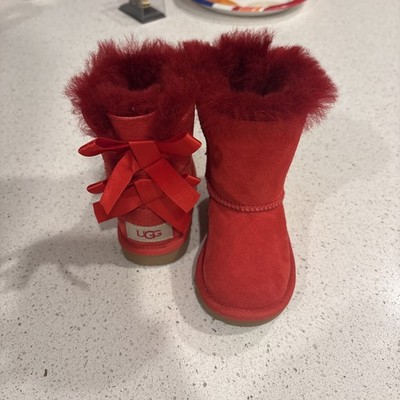 UGG Bailey Bow II Red Ribbon Suede Fur   Boots toddler size 6