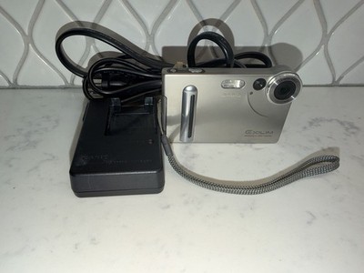 Casio Exilim EX-S2 Silver Compact Digital Camera 2.0MP