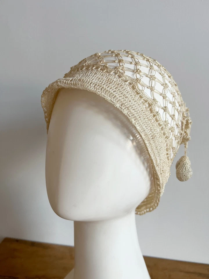 Antique VTG 1920s Ivory Lacy Crocheted Cloche Hat Cap Flapper Jazz Party - Image 2 of 4