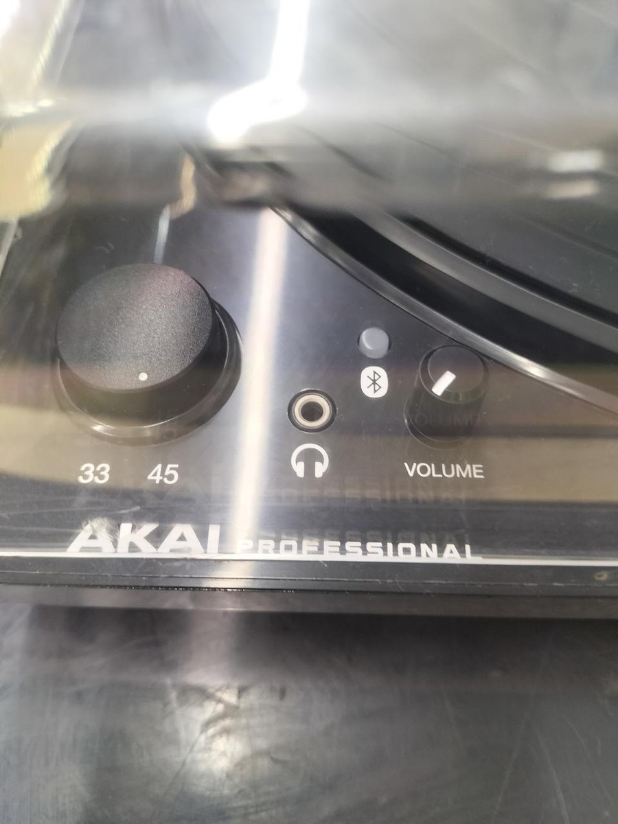 Akai BT100 Turntable Record Player Good Condition Used w