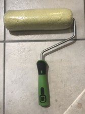 Diall 9”  Masonry Very Rough Surface Polyamide Roller Frame & Sleeve