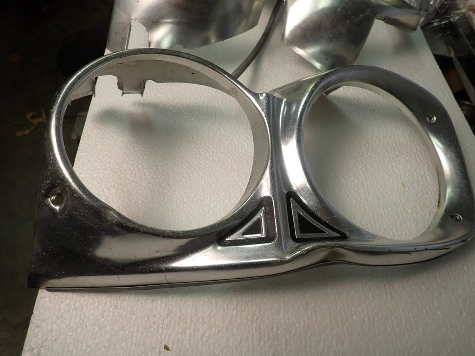 Par de biseles de faros Ford Fairlane GT 1967 + Ranchero Foto 3 de 4