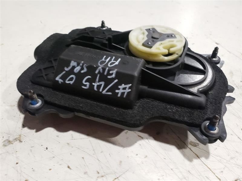 Bentley Continental Flying Spur 2007 Actuator with bracket P/N 3D0837059B
