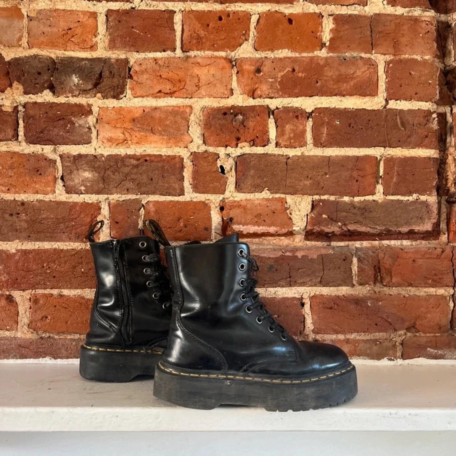 Vintage Dr Marten Women’s Black Leather Boots | UK Size 5.5