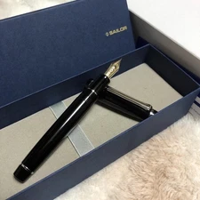 Sailor Professional Gear Fountain Pen, Silver, Fine Nib, 21K Gold Nib jp