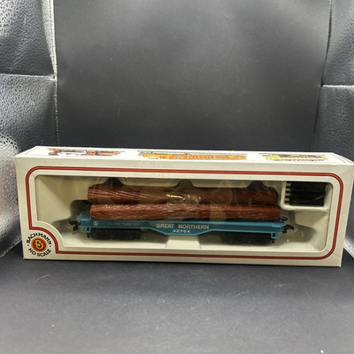 #ad Bachmann Great Northern Flat Car with Logs item number #43 1003 11 $12.99