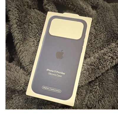 Apple iPhone 17 Pro Max Silicone Back Case, MagSafe Magnetic, Midnight Blue