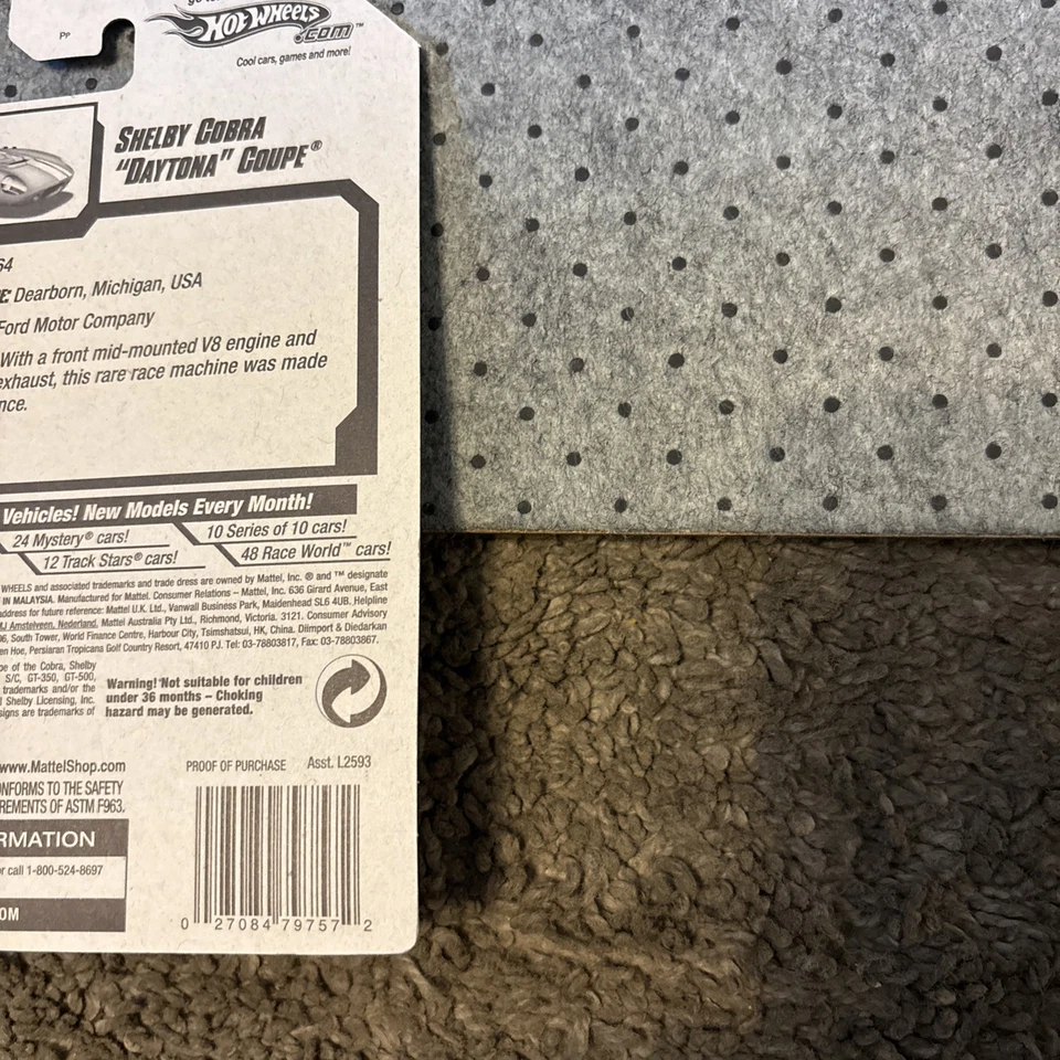 Shelby Cobra Daytona 1964 Hot Wheels Super Treasure Hunt coche #049 1/64 Foto 3 de 4