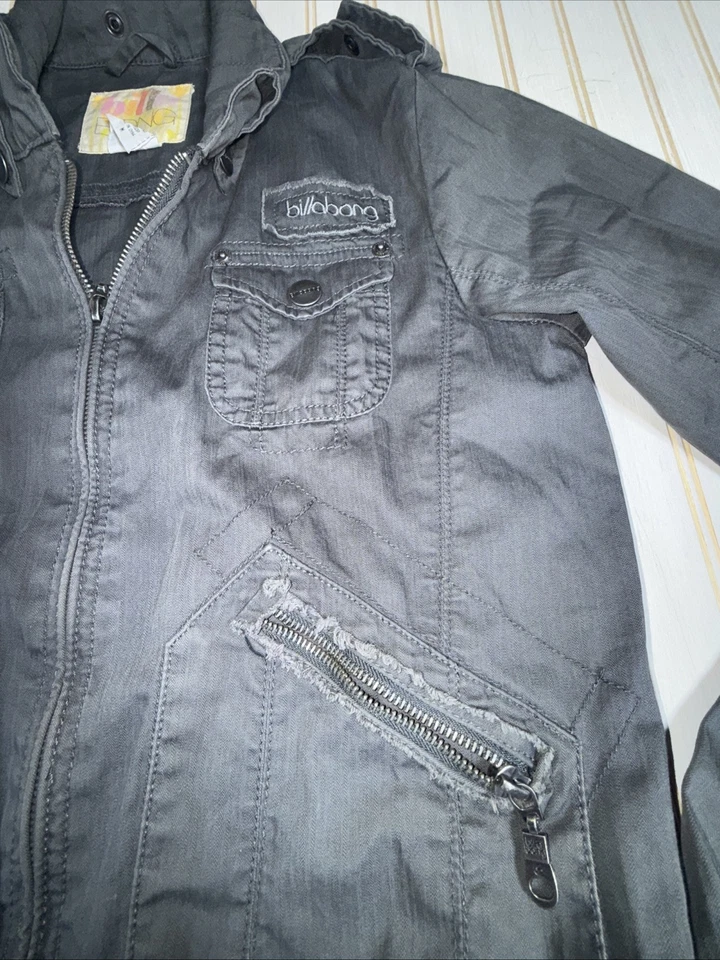 Chaqueta Billabong Hannah ASO Bella Swan Twilight ORIGINAL Talla Pequeña M Juegos con disfraces Foto 2 de 4