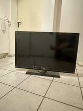 GRUNDIG Fernseher 40 VLE 8130 BG (incl. 2 Fernbedienungen)